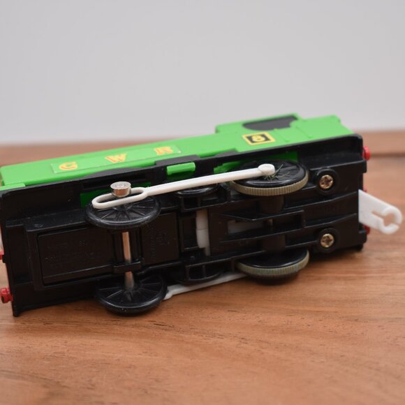 Duck Tomy 2006 - Thomas & Friends Trackmaster Motorized Railway Train Engine - Picture 7 of 7